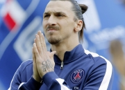 库里连续十五场比赛得分超过出色发挥，热火不断突破！气势如虹延续