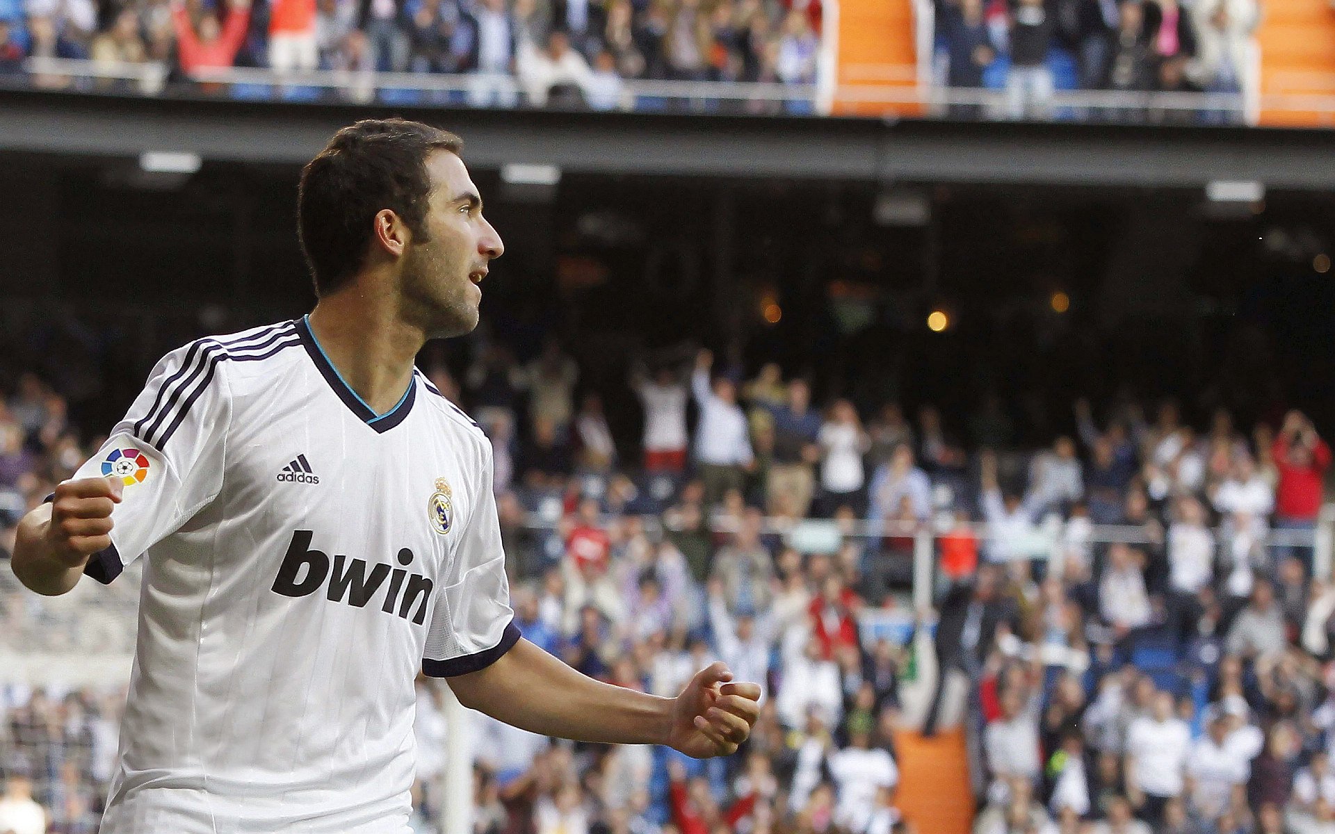 塞尔维亚队带队取胜！，梅西重要时刻大比分获胜气势如虹延续