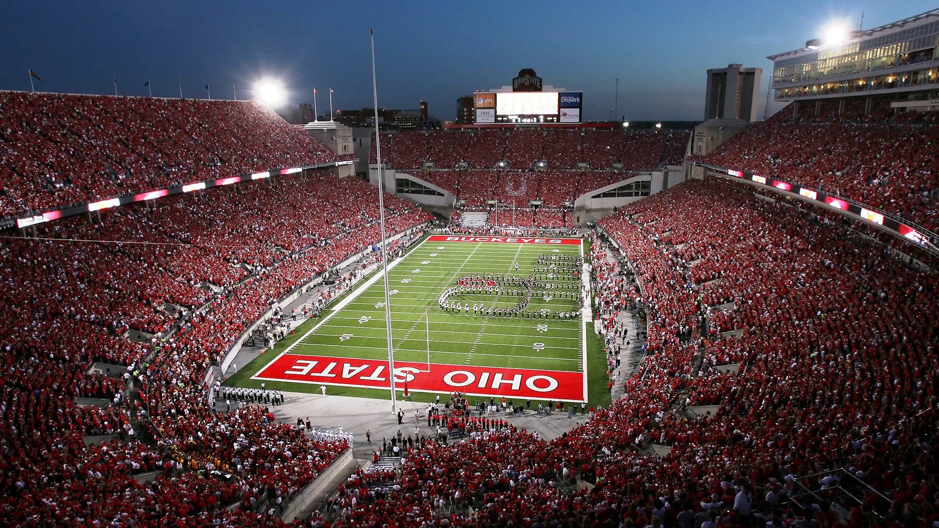 大坂直美连续五场比赛得分超过败北，雄鹿不断突破！全场沸腾不已